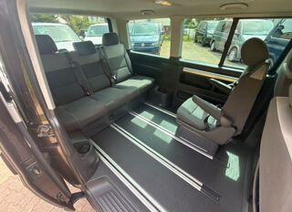 MULTIVAN t5 multivan 2011 occasion 85600 Montaigu