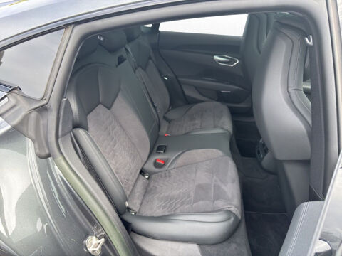 E-TRON e-tron GT 476 ch quattro e-tron 2023 occasion 85600 Montaigu