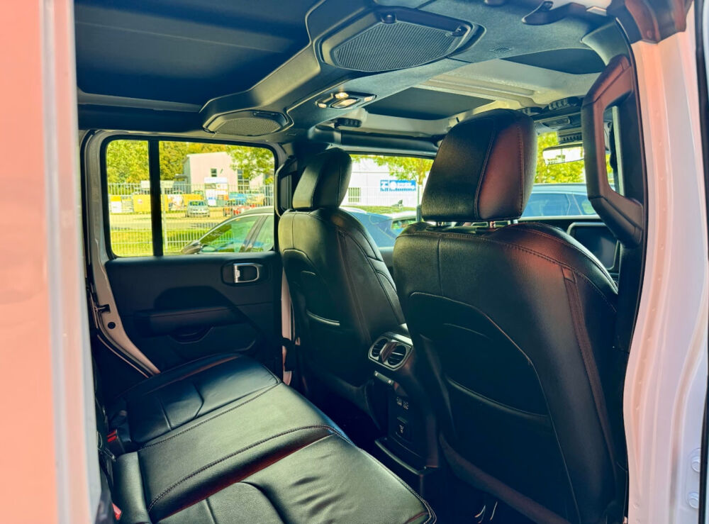 Wrangler  4xe 2.0 l T 380 ch PHEV 4x4 BVA8 Plug-In 2022 occasion 85600 Montaigu