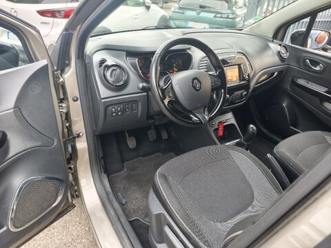 Captur 0.9i TCe 90 Energy Intens 2015 occasion 30000 N&icirc;mes