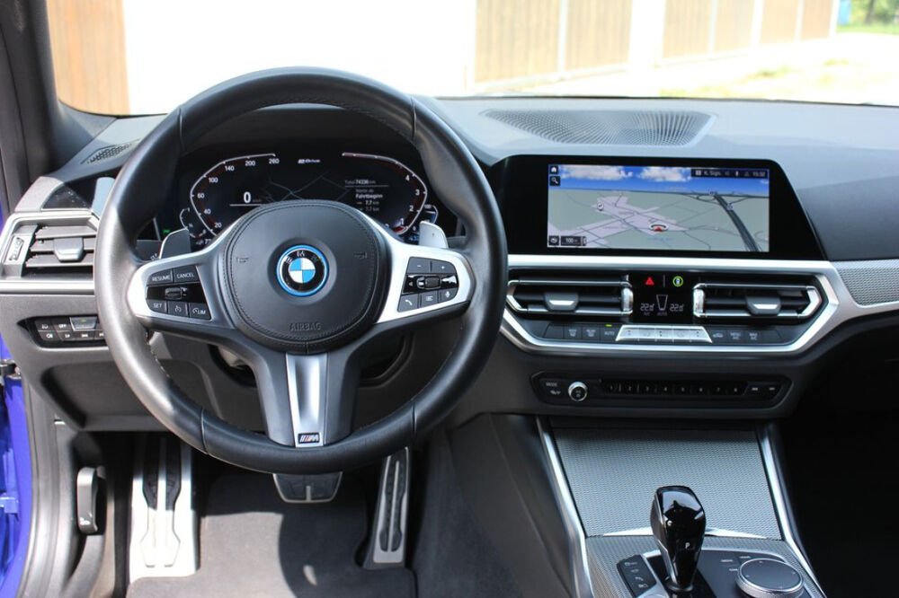 S&eacute;rie 3 330e 292 ch BVA8 M Sport 2022 occasion 85600 Montaigu