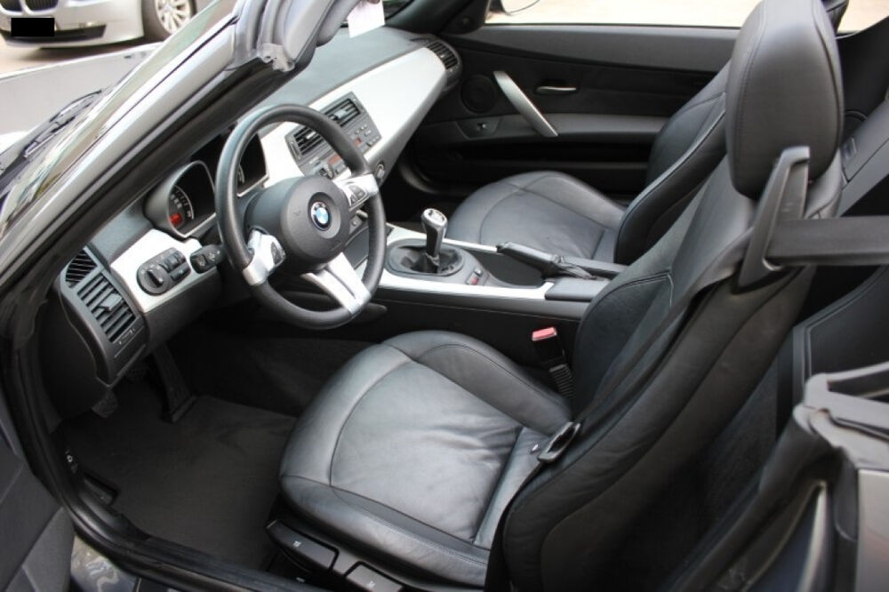 Z4 2.0i 150ch CUIRCHAUF/PARKSENSOR/JA/GAR12MOIS 2008 occasion 59280 Armenti&egrave;res