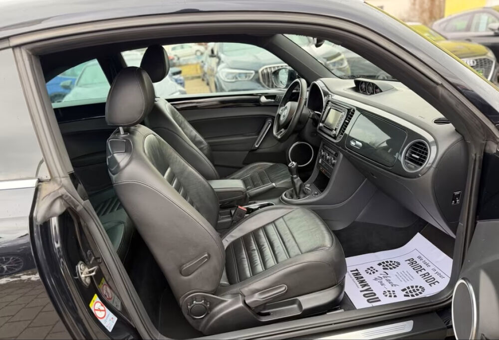 COCCINELLE II Coccinelle 1.4 TSI 160 Sport 2014 occasion 85600 Montaigu