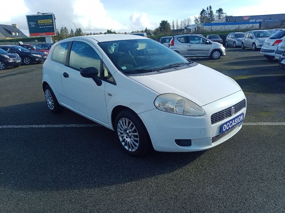 Grande Punto Punto 1.2 8V 65 Team 2009 occasion 56620 Cléguer