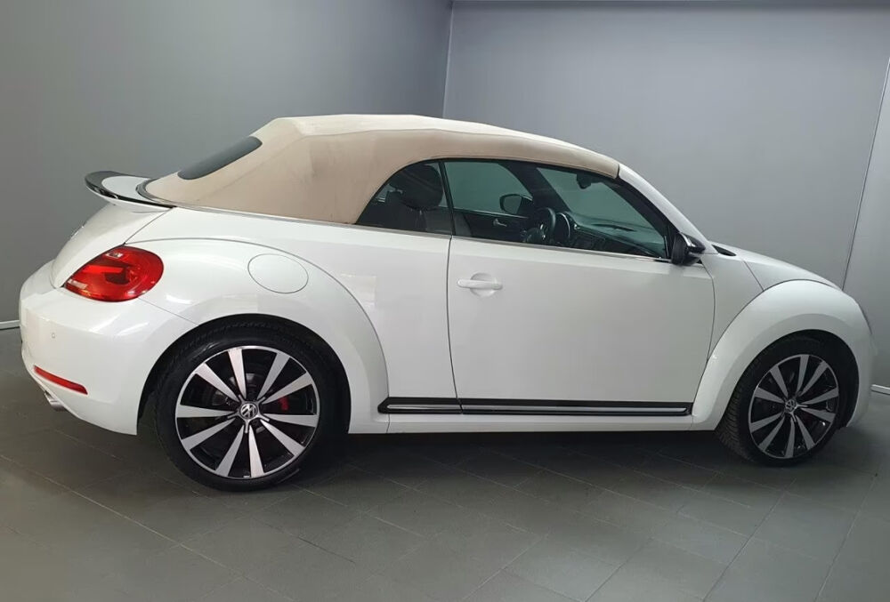 COCCINELLE II Coccinelle Cabriolet 2.0 TSI 210 Sport DSG6 2014 occasion 85600 Montaigu