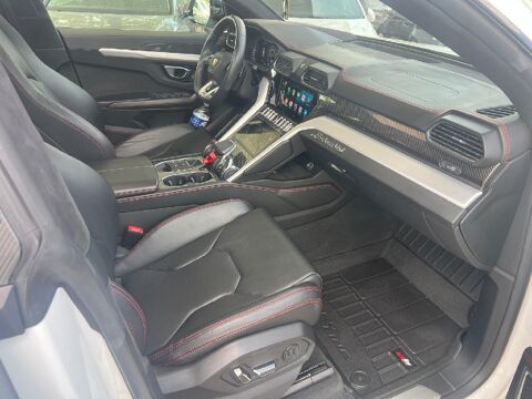 Urus 4.0 V8 650 ch 1&egrave;re Main TTC 2020 occasion 84000 AVIGNON