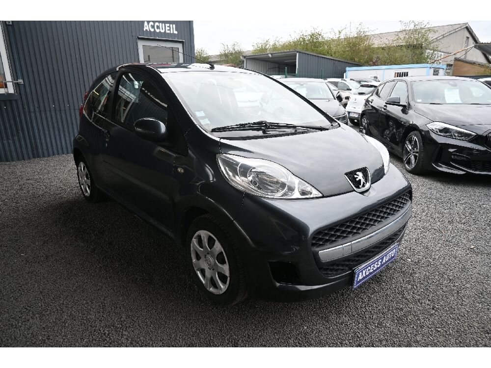 107 1.0e 12V 68ch BLUE LION Trendy 2010 occasion 63800 Cournon-d'Auvergne
