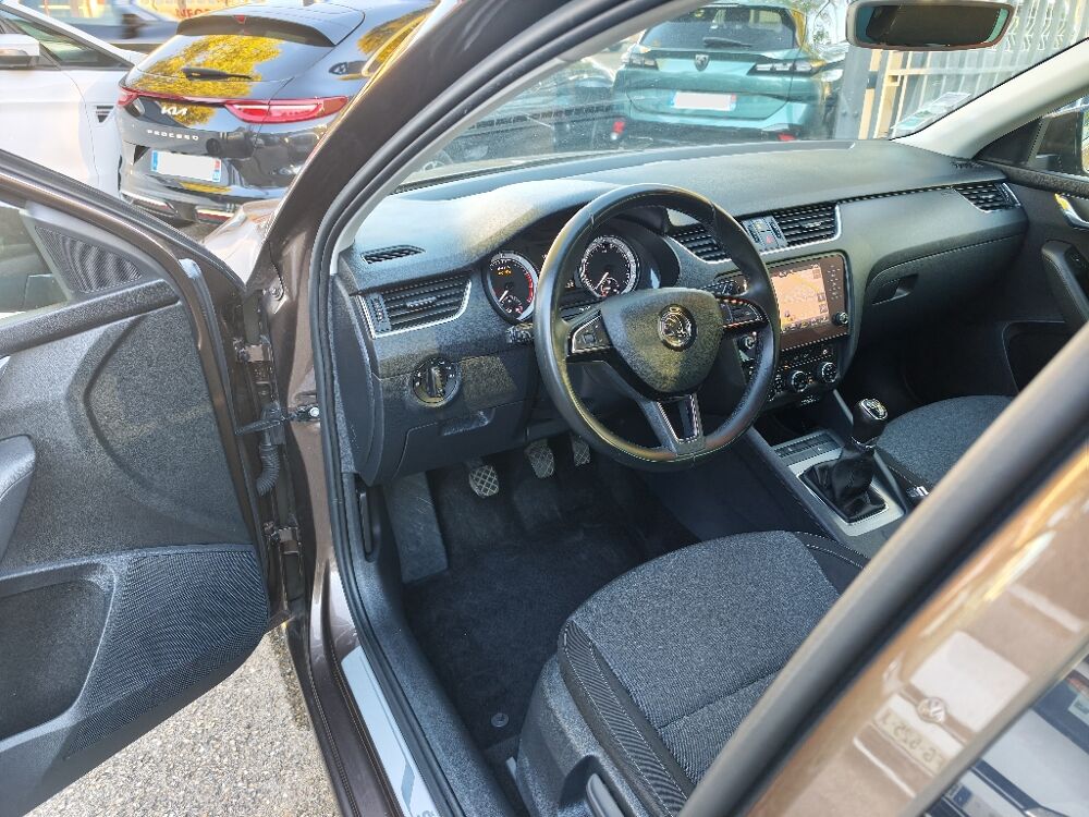 Octavia 1.0 TSI 116 ch Edition 2019 occasion 30000 N&icirc;mes