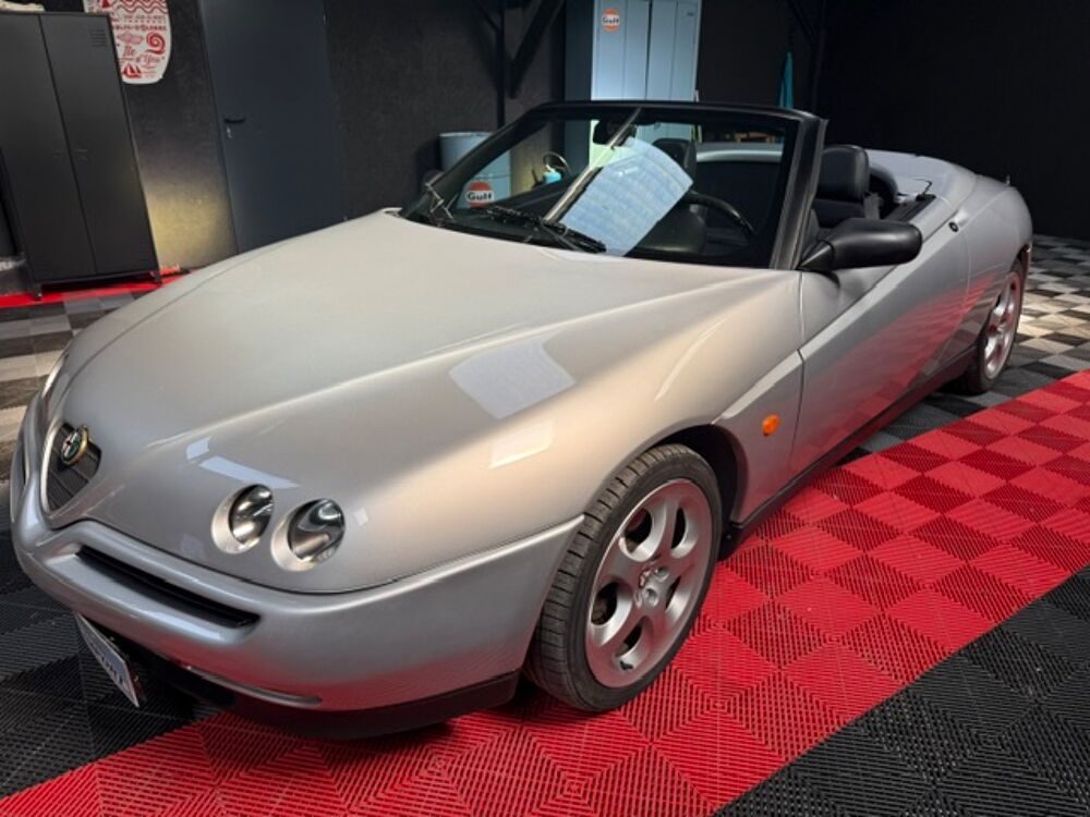 Spider 2.0i TWIN SPARK 150CV 1997 occasion 85600 Montaigu