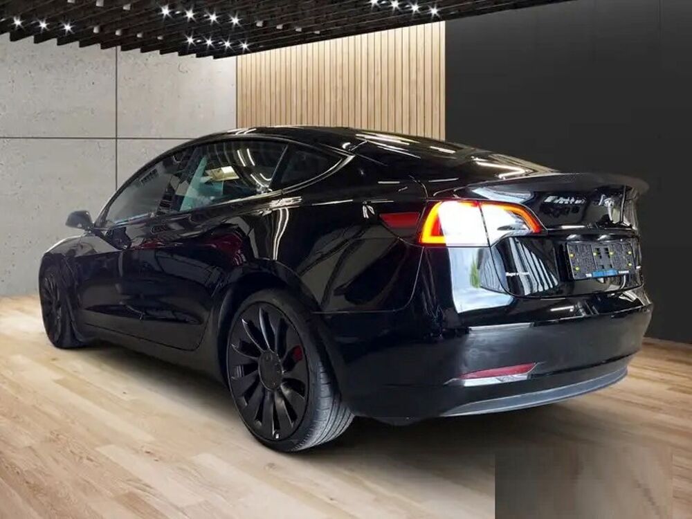 Model 3 MODEL 3 Grande Autonomie AWD 2023 occasion 85600 Montaigu