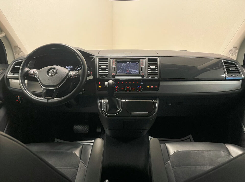 MULTIVAN Multivan 2.0 TDI 150 DSG7 Comfortline 2016 occasion 85600 Montaigu