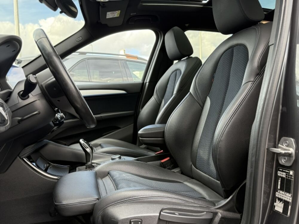 X1 sDrive 18i 136ch Auto. Pack M TOITPANO/CAM/SIEGCHAUF/ATTACHR 2021 occasion 59280 Armenti&egrave;res