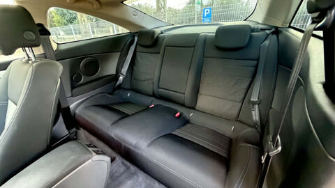 Laguna Coup&eacute; 2.0 dCi 150 Black Edition 2009 occasion 30620 Bernis