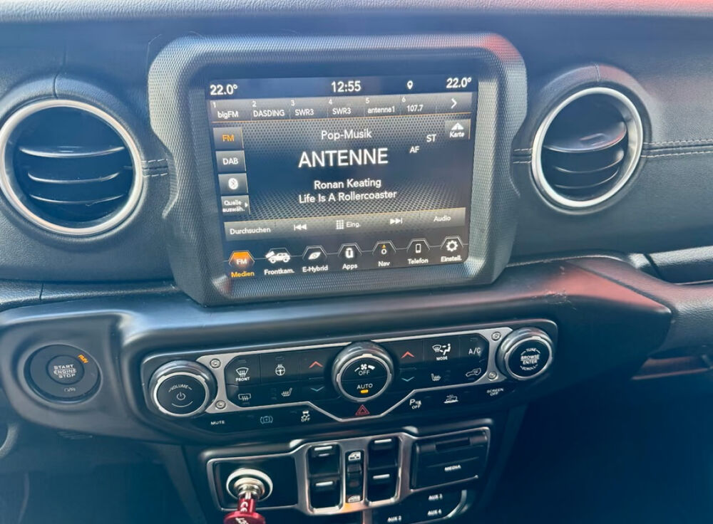 Wrangler  4xe 2.0 l T 380 ch PHEV 4x4 BVA8 Plug-In 2022 occasion 85600 Montaigu