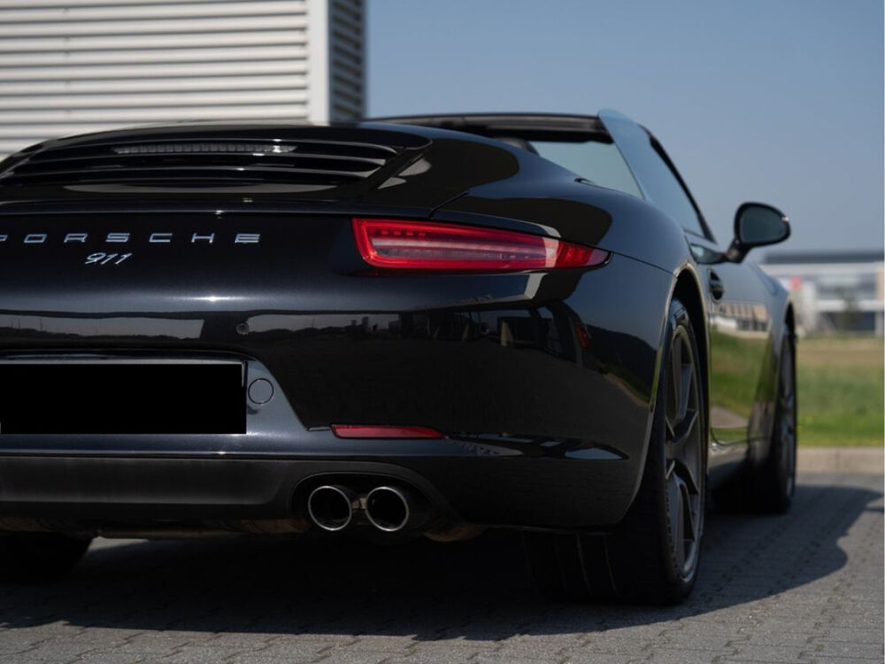 911 Carrera 3.2 911 Carrera Cabriolet 3.4i 350 PDK 2014 occasion 85600 Montaigu