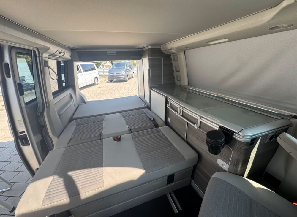 MULTIVAN California 2.0 TDI 150 DSG7 ocean 2019 occasion 85600 Montaigu
