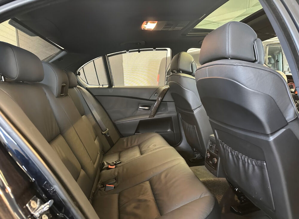 S&eacute;rie 5 550i pack M 2006 occasion 85600 Montaigu