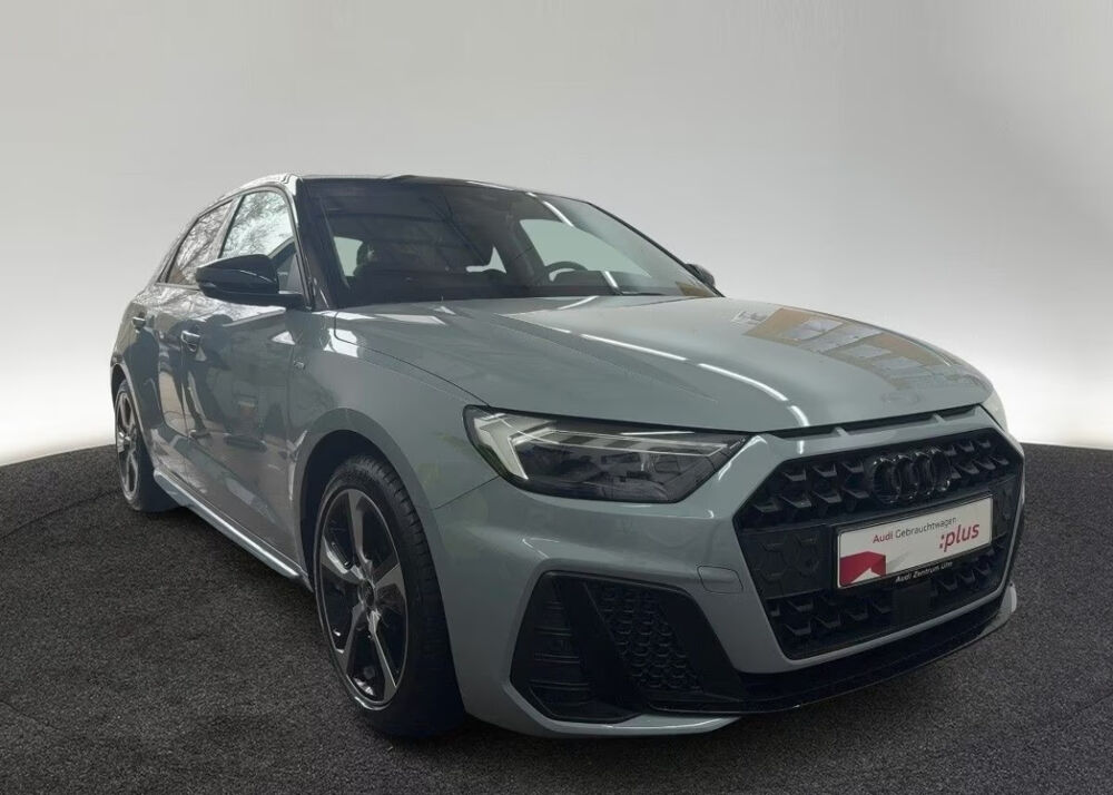 A1 Sportback 30 TFSI 110 ch s-line 2022 occasion 85600 Montaigu