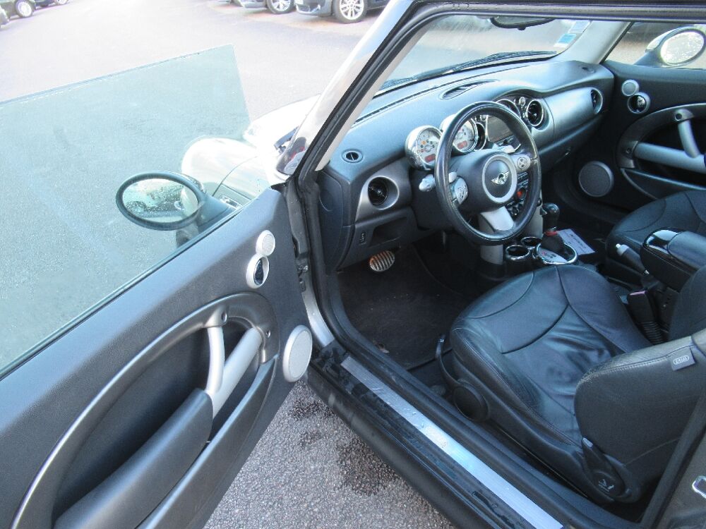 Cooper 1.6i - 170 S A 2005 occasion 10410 Saint-Parres-aux-Tertres
