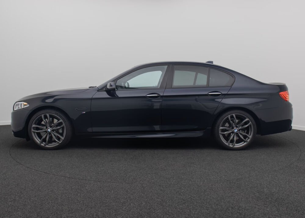 S&eacute;rie 5 550i xDrive 407ch PACK M 2012 occasion 85600 Montaigu