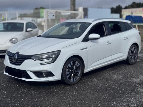 Annonce voiture Renault Megane IV Estate 14900 �