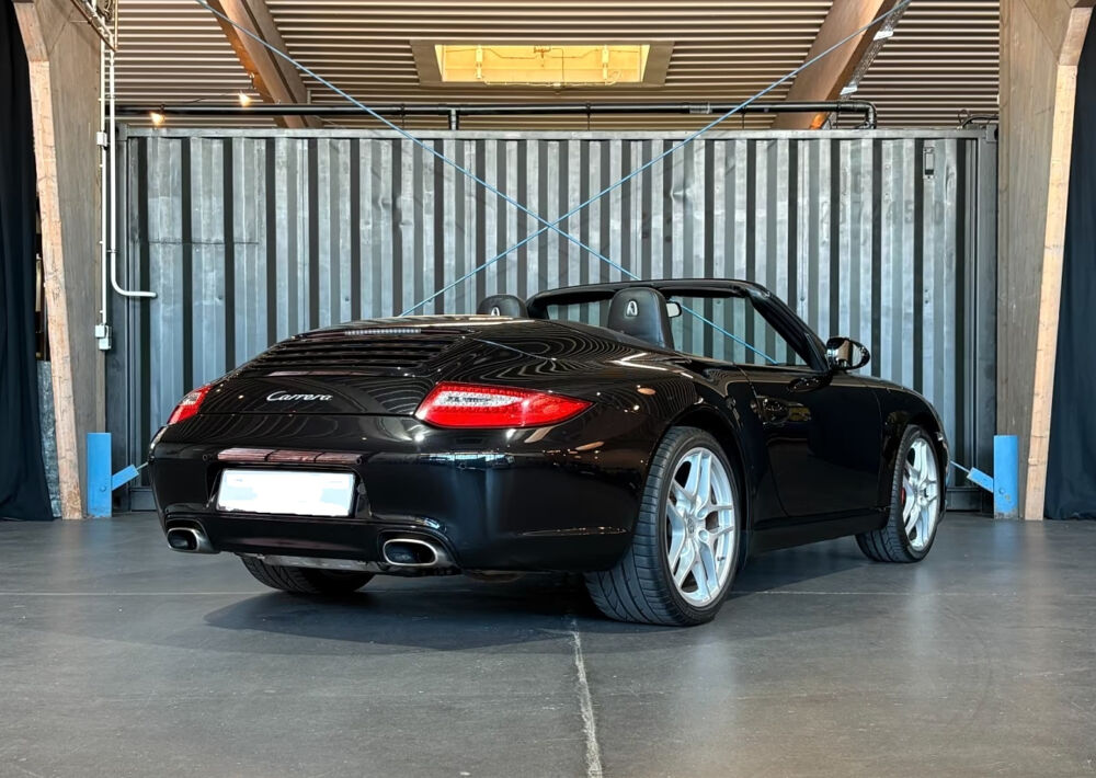911 Carrera 3.2 911 Carrera Cabriolet 3.6i 345 PDK 2011 occasion 85600 Montaigu