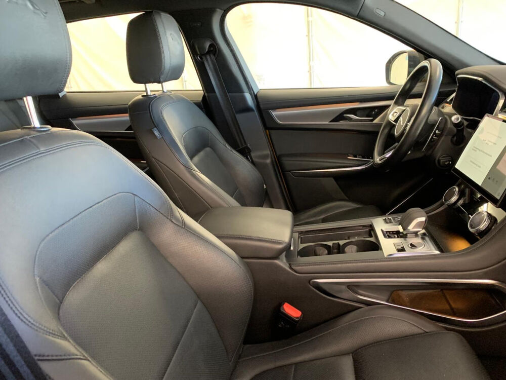 F-PACE F-Pace 2.0 - P400e PHEV AWD BVA8 S 2022 occasion 85600 Montaigu