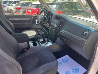 Pajero 3.2 DI-D Invite 2007 occasion 84000 AVIGNON