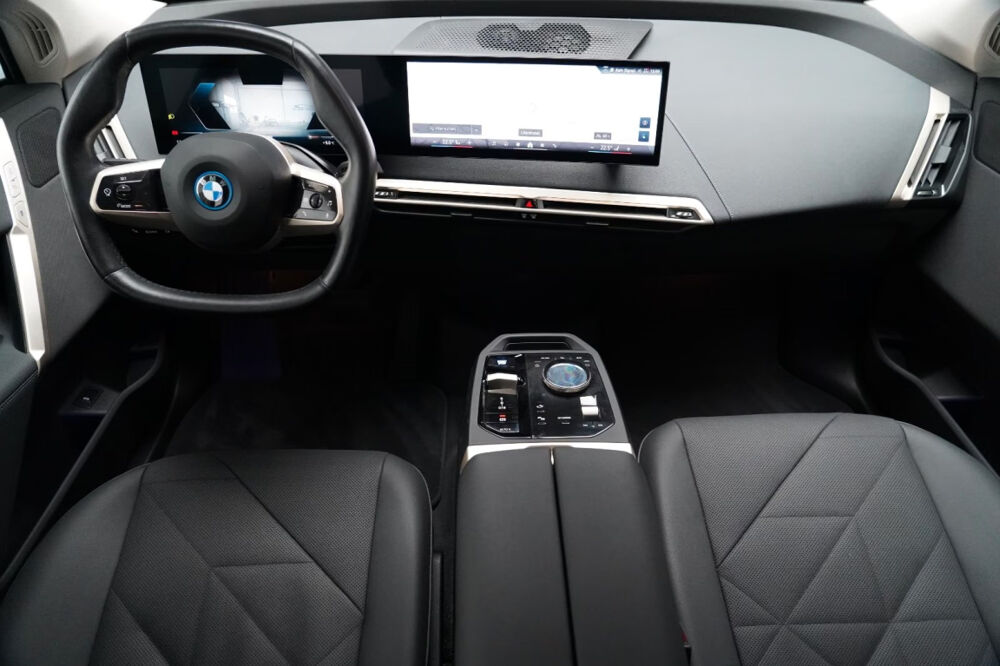 iX xDrive40 326ch Edition Sport 2025 occasion 85600 Montaigu