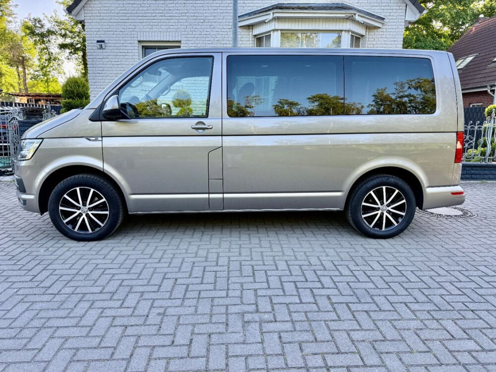 MULTIVAN Multivan 2.0 TDI 150 Comfortline 2016 occasion 85600 Montaigu