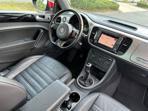 COCCINELLE II Coccinelle 1.2 TSI 105 club 2016 occasion 85600 Montaigu