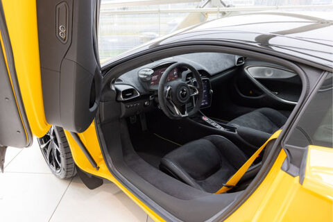 Artura McLaren V6 3.0 680ch 2023 occasion 85600 Montaigu