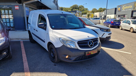 Citan fourgon CITAN FGN 109 CDI COMPACT SELECT 90 CH 2018 occasion 66750 Saint-Cyprien