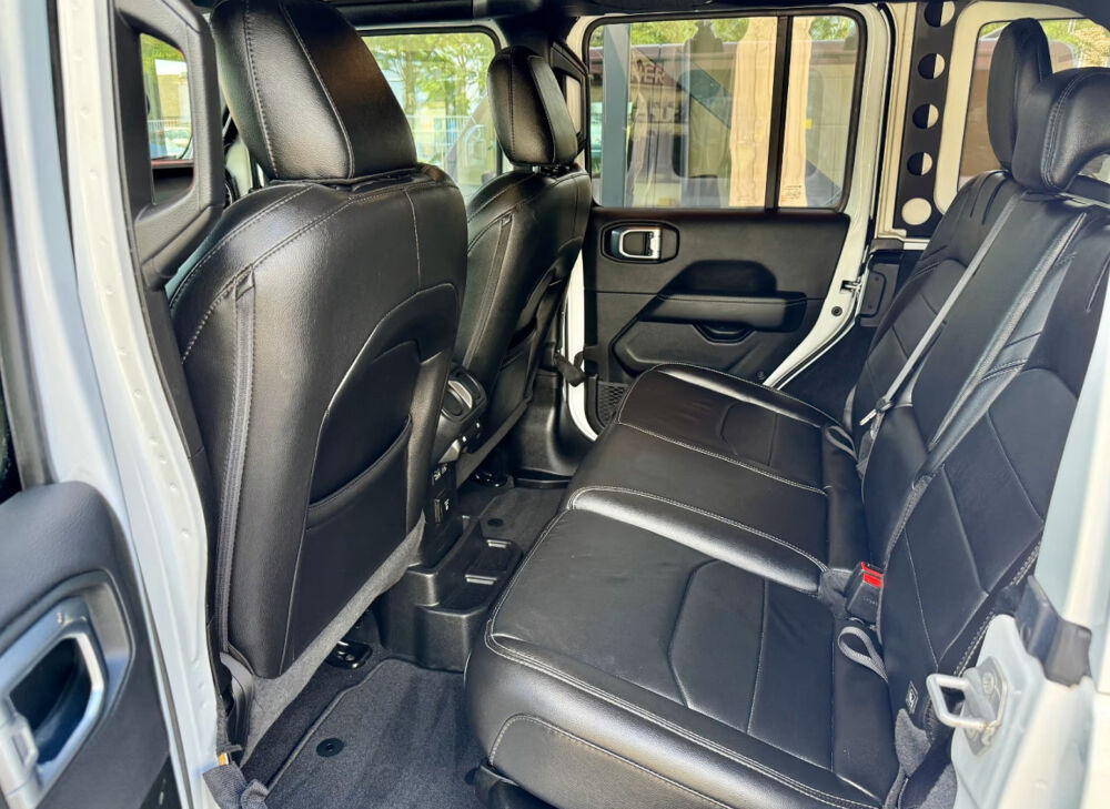 Wrangler  4xe 2.0 l T 380 ch PHEV 4x4 BVA8 Plug-In 2022 occasion 85600 Montaigu