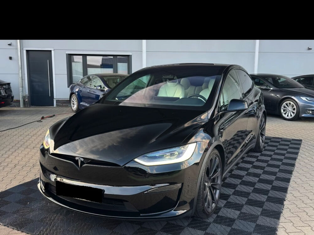 Model X MODEL X 100 kWh Tri-Motor Plaid 2024 occasion 85600 Montaigu