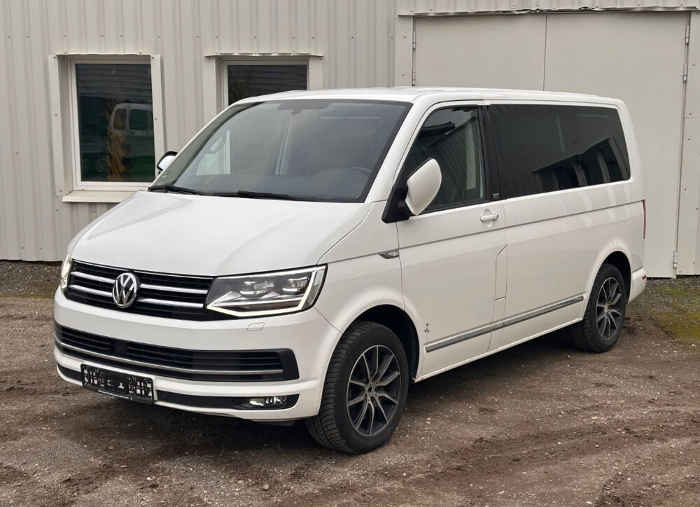 MULTIVAN Multivan 2.0 TDI 150 GENERATION SIX 2016 occasion 85600 Montaigu