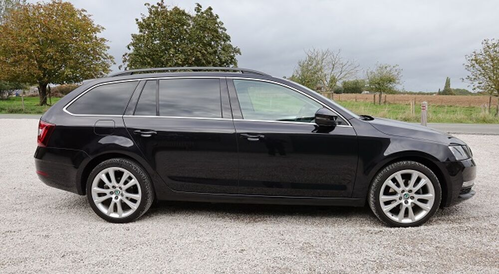 Octavia 1.0 TSI 116ch CARPLAY/REGVIT/PARKSENSOR/JA/GAR12MOIS 2018 occasion 59280 Armenti&egrave;res