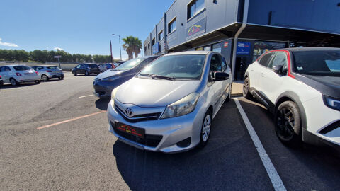 Toyota yaris ( 69 VVT-i Dynamic Clim Camera)