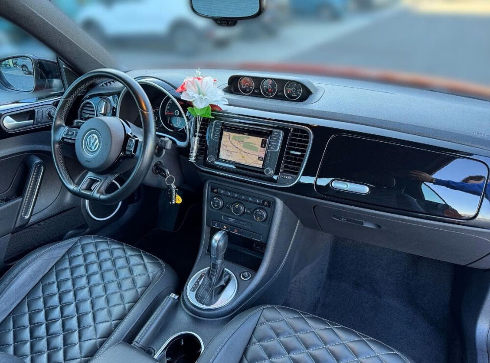 COCCINELLE II Coccinelle Cabriolet 1.4 TSI 150 Exclusive Sport DSG7 2016 occasion 85600 Montaigu