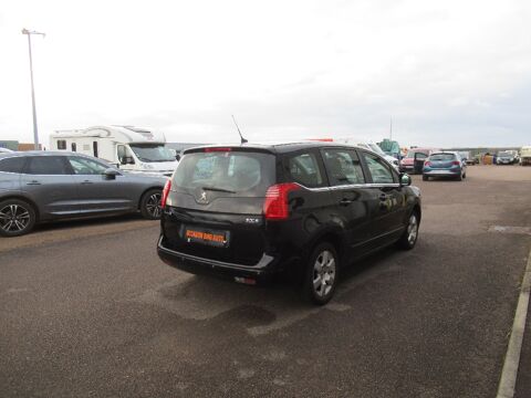 5008 1.6 HDi 115ch BVM6 7 places 2015 occasion 10410 Saint-Parres-aux-Tertres