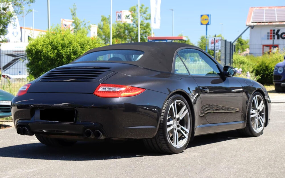 911 Carrera 3.2 911 Carrera Cabriolet 3.6i 345 2010 occasion 85600 Montaigu