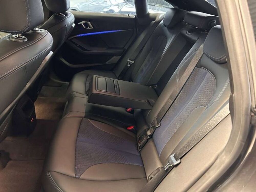 Serie 2 218d 150ch BVA8 M Sport CARPLAY/SIEGCHAUF/ECLAIRAMBIANCE/PAR 2021 occasion 59280 Armenti&egrave;res