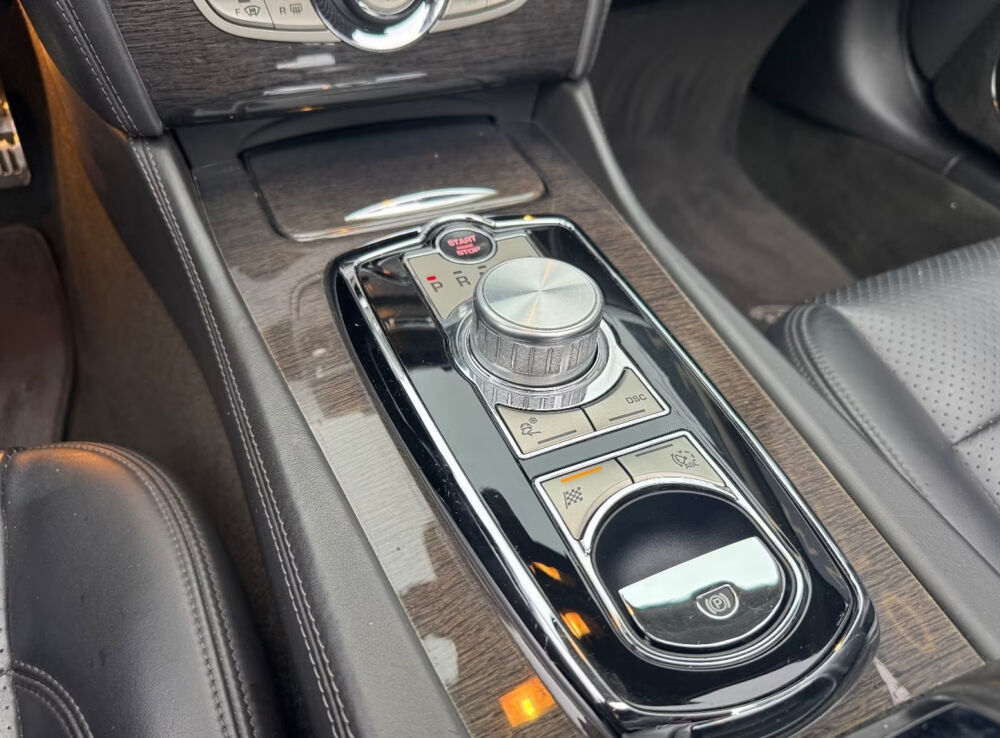 XKR Cabriolet 5.0 V8 - 510 2010 occasion 85600 Montaigu