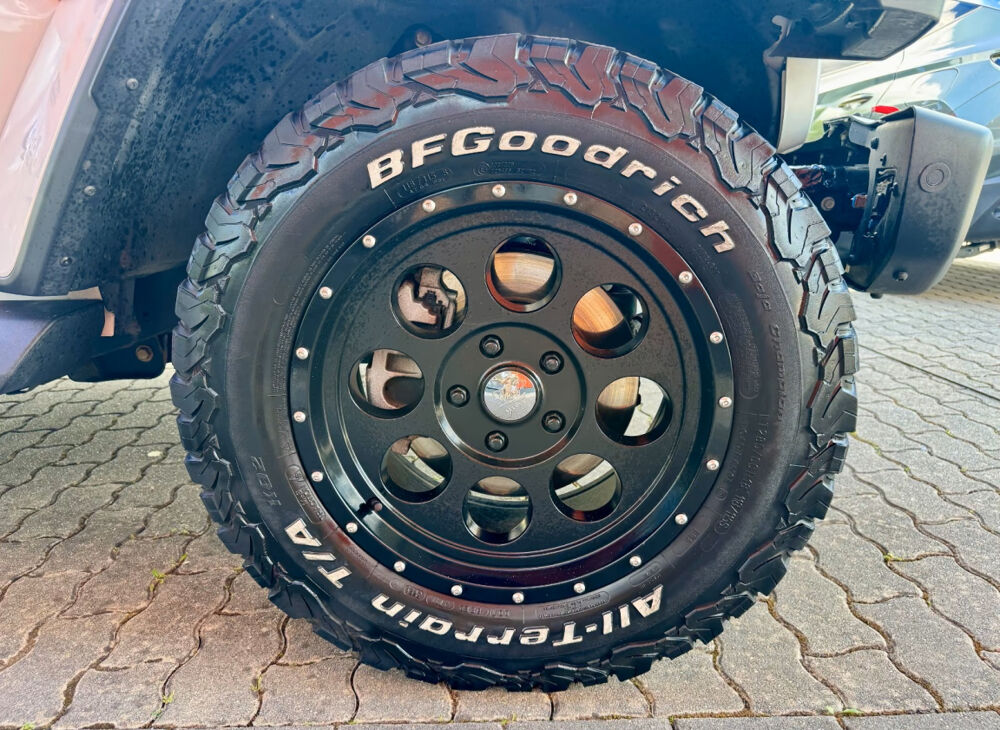 Wrangler  4xe 2.0 l T 380 ch PHEV 4x4 BVA8 Plug-In 2022 occasion 85600 Montaigu