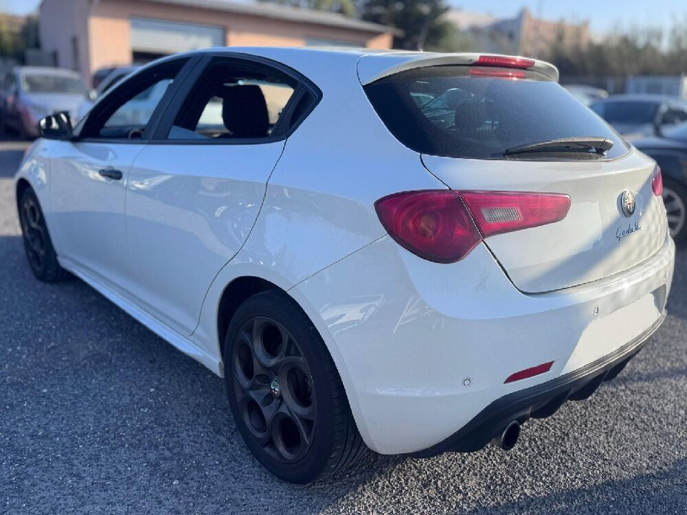 Giulietta 1.4 TB MultiAir 170 ch Exclusive BVA 2016 occasion 30320 Marguerittes