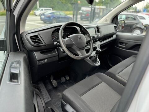 Jumpy 145ch 3places CLIM/REGVIT/CARPLAY/GPS/PORTCOULISS/GAR12MOIS 2023 occasion 59280 Armenti&egrave;res