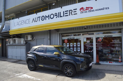 Toyota Yaris Cross Hybride 116h 2WD Design 2023 occasion Baie-Mahault 97122