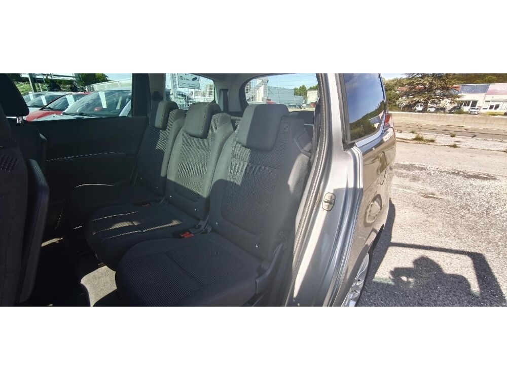 5008 1.6 HDi 115ch Allure 7pl GPS 2015 occasion 30320 Marguerittes