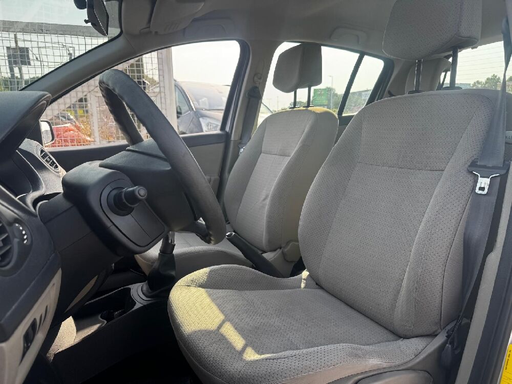 Clio III 1.2 75 Confort Pack Clim Dynamique 2005 occasion 30320 Marguerittes