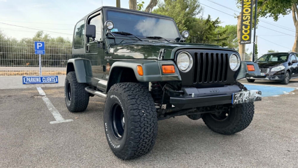 Wrangler 4.0L 177CV Edition Sahara 1998 occasion 30620 Bernis